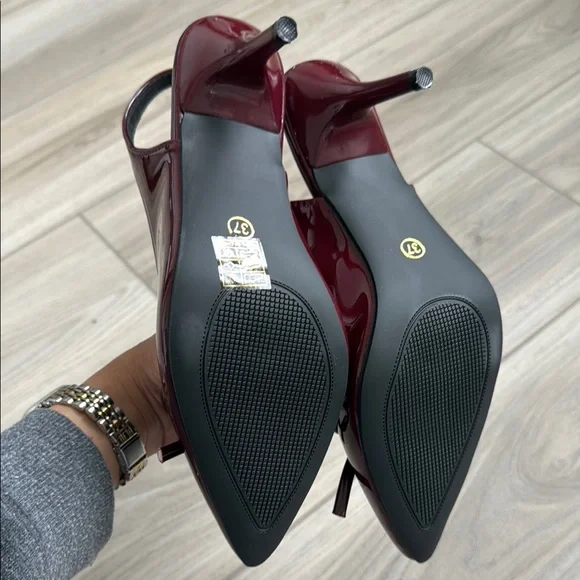 Elegant Burgundy Slingback Heels - Picture 3 of 3